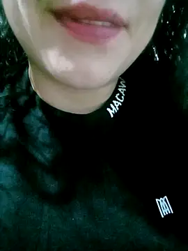 Kasandra02 online show from 9, 2, 2025