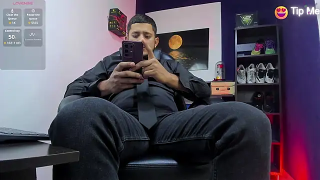 Snapshot of Marcos_garcias chatting on 2, 6, 2026 Marcos garcias online show from 2, 6, 2026