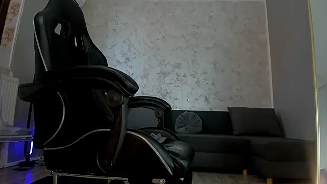 Snapshot of Ivy_belle chatting on 22, 2, 2025 Ivy belle online show from 22, 2, 2025