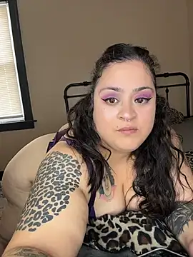 tillymarie34 online show from 5, 11, 2025