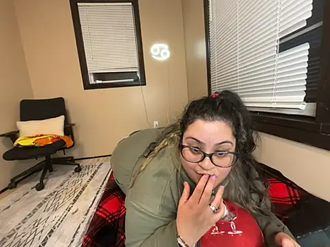 tillymarie34 online show from 11, 2, 2026