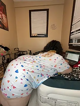 tillymarie34 online show from 28, 5, 2026