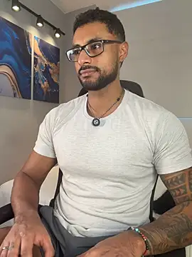 Snapshot of LiamGarcia1 chatting on 21, 5, 2026 LiamGarcia1 online show from 21, 5, 2026