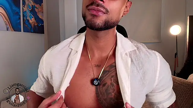 LiamGarcia1 online show from 24, 4, 2026