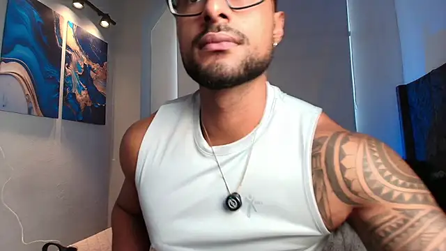 Snapshot of LiamGarcia1 chatting on 13, 5, 2026 LiamGarcia1 online show from 13, 5, 2026