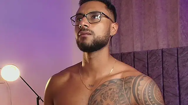 LiamGarcia1 online show from 7, 2, 2025