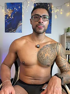 Snapshot of LiamGarcia1 chatting on 10, 7, 2026 LiamGarcia1 online show from 10, 7, 2026