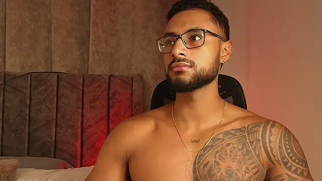 LiamGarcia1 online show from 15, 2, 2025