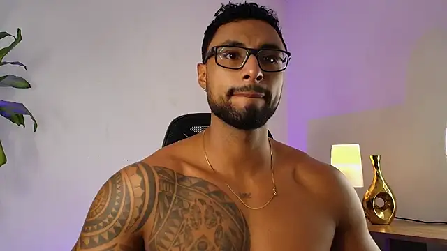 LiamGarcia1 online show from 13, 1, 2026