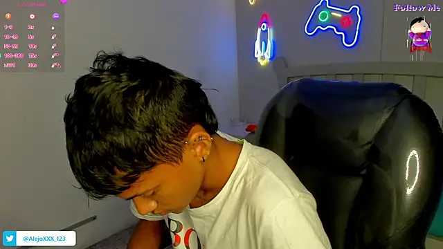 loistwink  online show from 8, 11, 2025