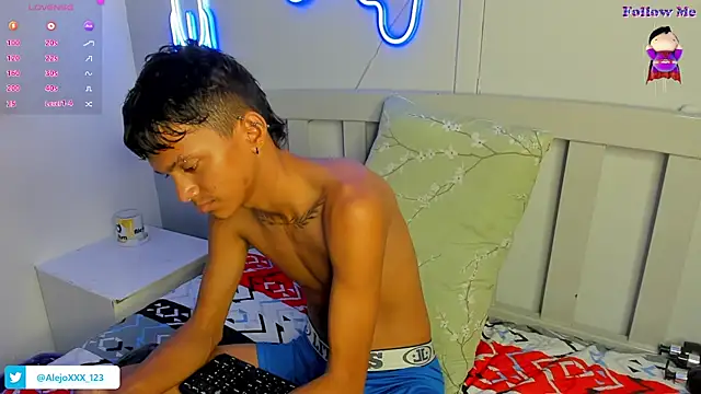 loistwink  online show from 28, 10, 2025