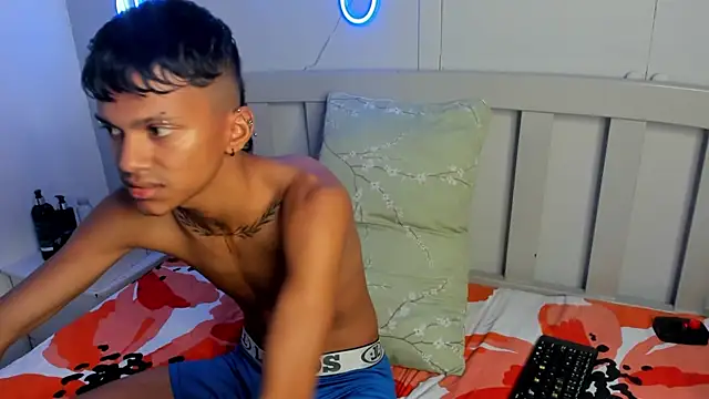 loistwink  online show from 10, 10, 2025