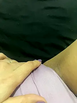 Curlyhot2 online show from 24, 10, 2025