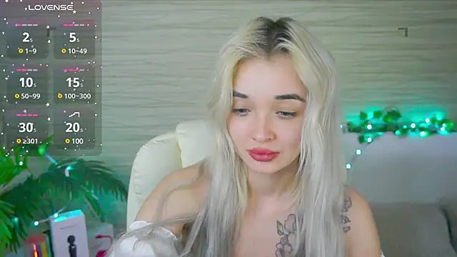Snapshot of Ashley_S chatting on 9, 3, 2025 Ashley S online show from 9, 3, 2025