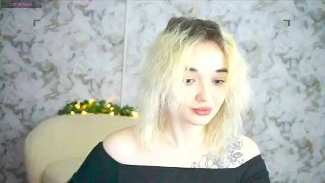 Ashley S online show from 22, 4, 2026