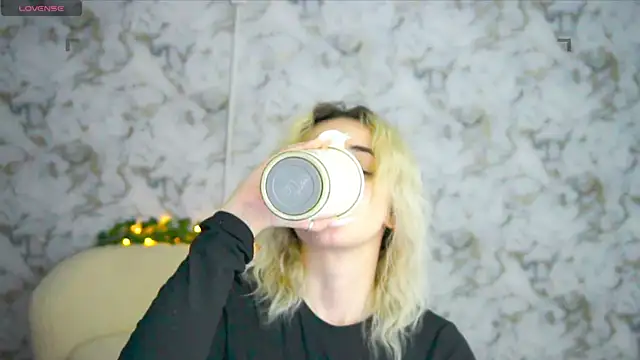 Ashley S online show from 21, 4, 2026