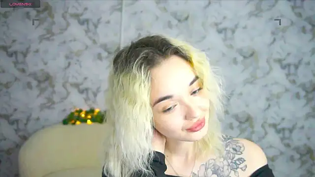 Ashley S online show from 30, 4, 2026