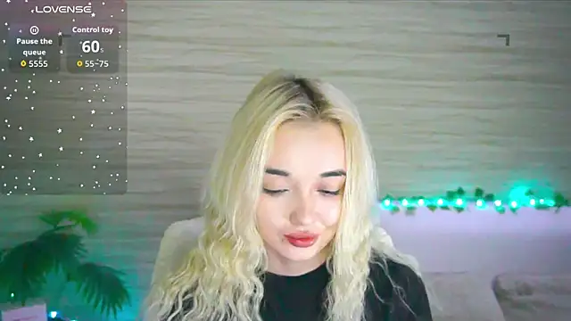 Ashley S online show from 28, 10, 2025