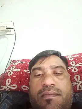 Snapshot of pintuS40 chatting on 11, 11, 2025 pintuS40 online show from 11, 11, 2025