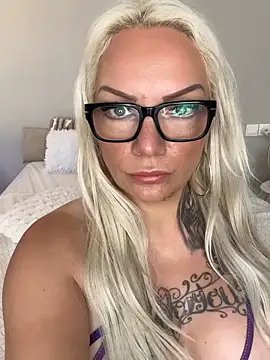 Snapshot of Nina_LiveXXX chatting on 29, 3, 2026 Nina LiveXXX online show from 29, 3, 2026