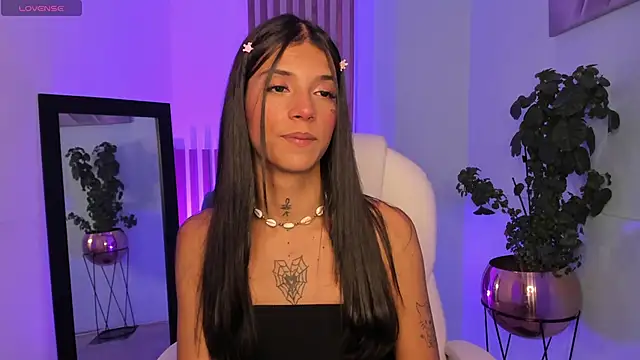 Snapshot of CoralRigan chatting on 23, 1, 2025 CoralRigan online show from 23, 1, 2025