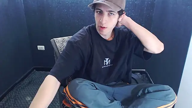 Kerverr  online show from 10, 11, 2025