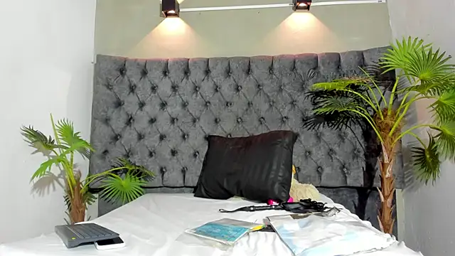 Snapshot of Salomon_koude chatting on 16, 7, 2026 Salomon koude online show from 16, 7, 2026