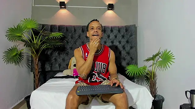 Snapshot of Salomon_koude chatting on 19, 6, 2026 Salomon koude online show from 19, 6, 2026