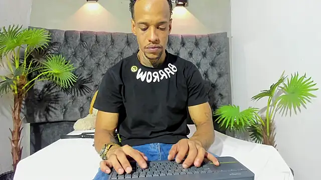 Snapshot of Salomon_koude chatting on 15, 6, 2026 Salomon koude online show from 15, 6, 2026