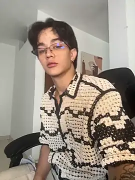 Snapshot of ajordanR chatting on 5, 4, 2026 ajordanR online show from 5, 4, 2026