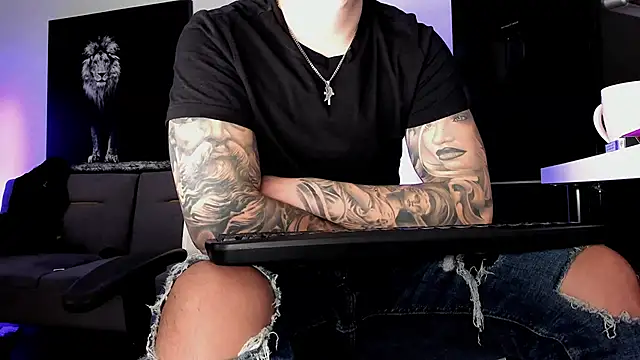 uptomatty online show from 19, 9, 2025