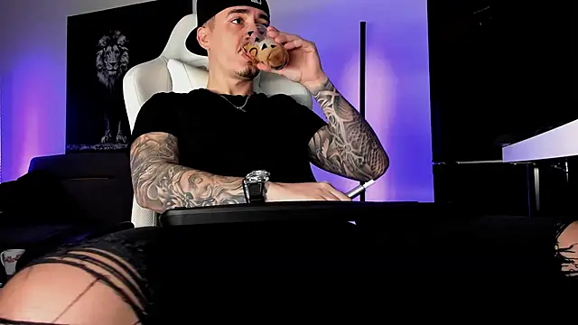 uptomatty online show from 25, 10, 2025