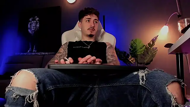 uptomatty online show from 18, 3, 2026