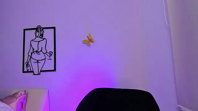 Allison-Bell1 online show from 9, 10, 2025