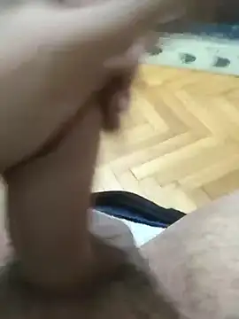 Snapshot of Konstantin21cm chatting on 3, 12, 2025 Konstantin21cm online show from 3, 12, 2025