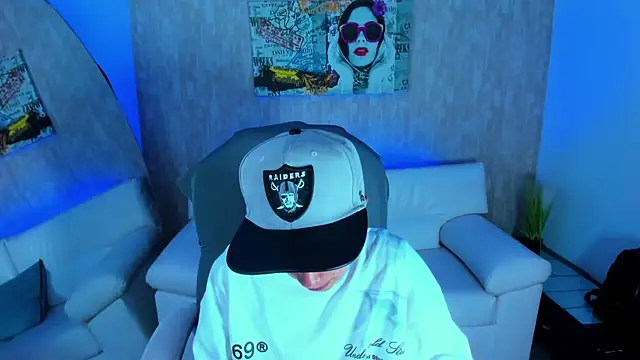 nova sex01 online show from 9, 11, 2025