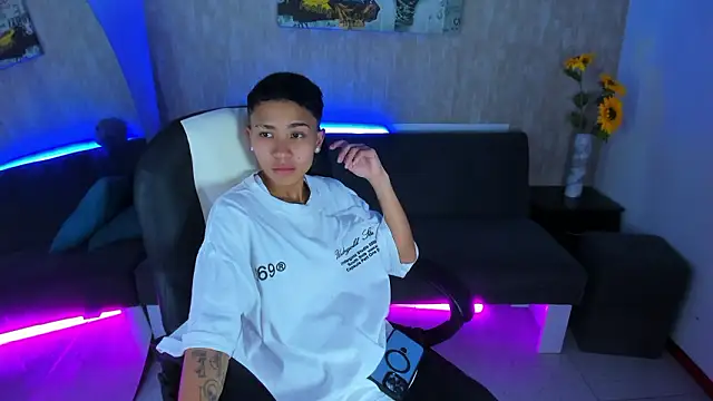 nova sex01 online show from 25, 3, 2026