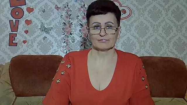 Snapshot of PaulaGolden chatting on 2, 6, 2026 PaulaGolden online show from 2, 6, 2026