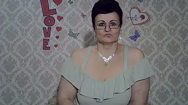 Snapshot of PaulaGolden chatting on 9, 12, 2024 PaulaGolden online show from 9, 12, 2024