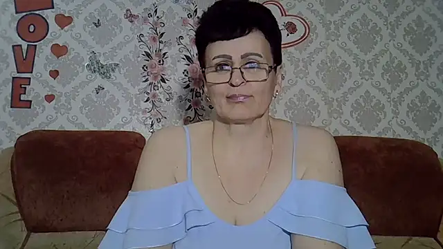 Snapshot of PaulaGolden chatting on 3, 5, 2026 PaulaGolden online show from 3, 5, 2026