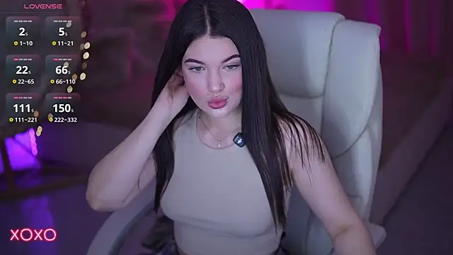 YourLolaBunny online show from 23, 4, 2026