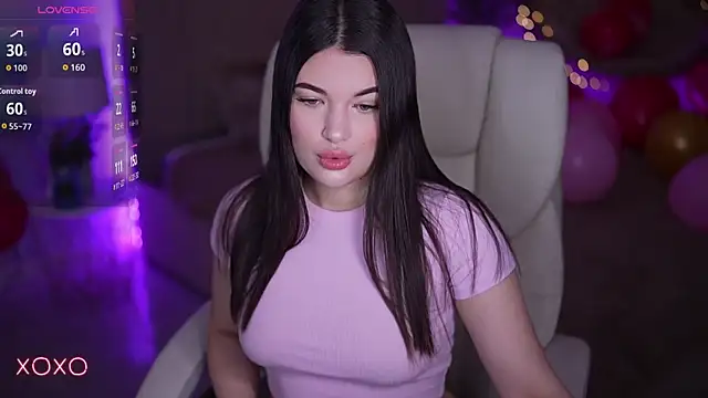 YourLolaBunny online show from 7, 2, 2026