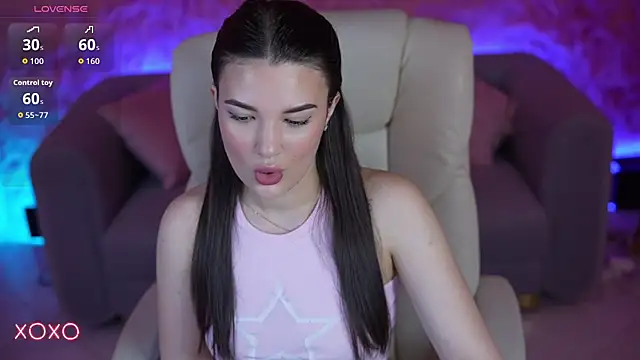 YourLolaBunny online show from 31, 5, 2026