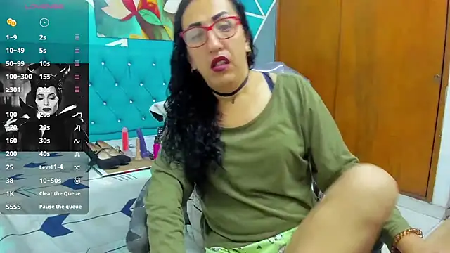 Snapshot of sabrina_dupont chatting on 29, 10, 2025 sabrina dupont online show from 29, 10, 2025