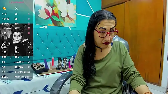 Snapshot of sabrina_dupont chatting on 5, 11, 2025 sabrina dupont online show from 5, 11, 2025