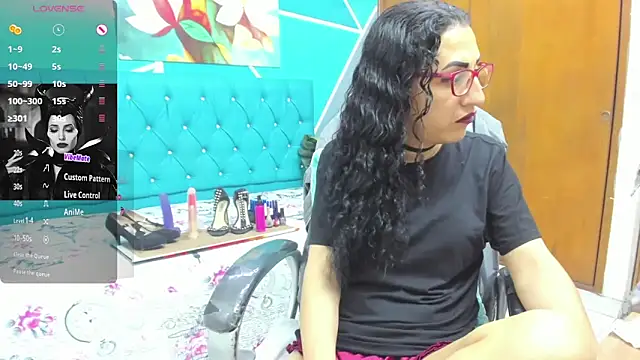 Snapshot of sabrina_dupont chatting on 21, 10, 2025 sabrina dupont online show from 21, 10, 2025