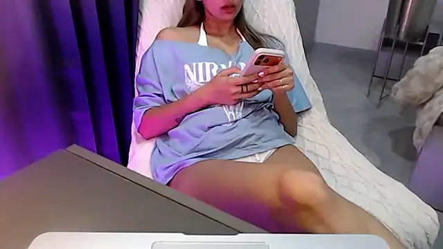 Snapshot of trippy_tina chatting on 10, 7, 2026 trippy tina online show from 10, 7, 2026