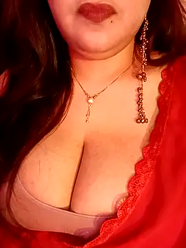 Snapshot of Suhanakhan00 chatting on 19, 7, 2026 Suhanakhan00 online show from 19, 7, 2026
