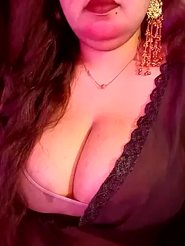 Snapshot of Suhanakhan00 chatting on 21, 5, 2026 Suhanakhan00 online show from 21, 5, 2026