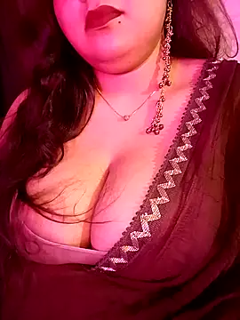 Snapshot of Suhanakhan00 chatting on 30, 4, 2026 Suhanakhan00 online show from 30, 4, 2026